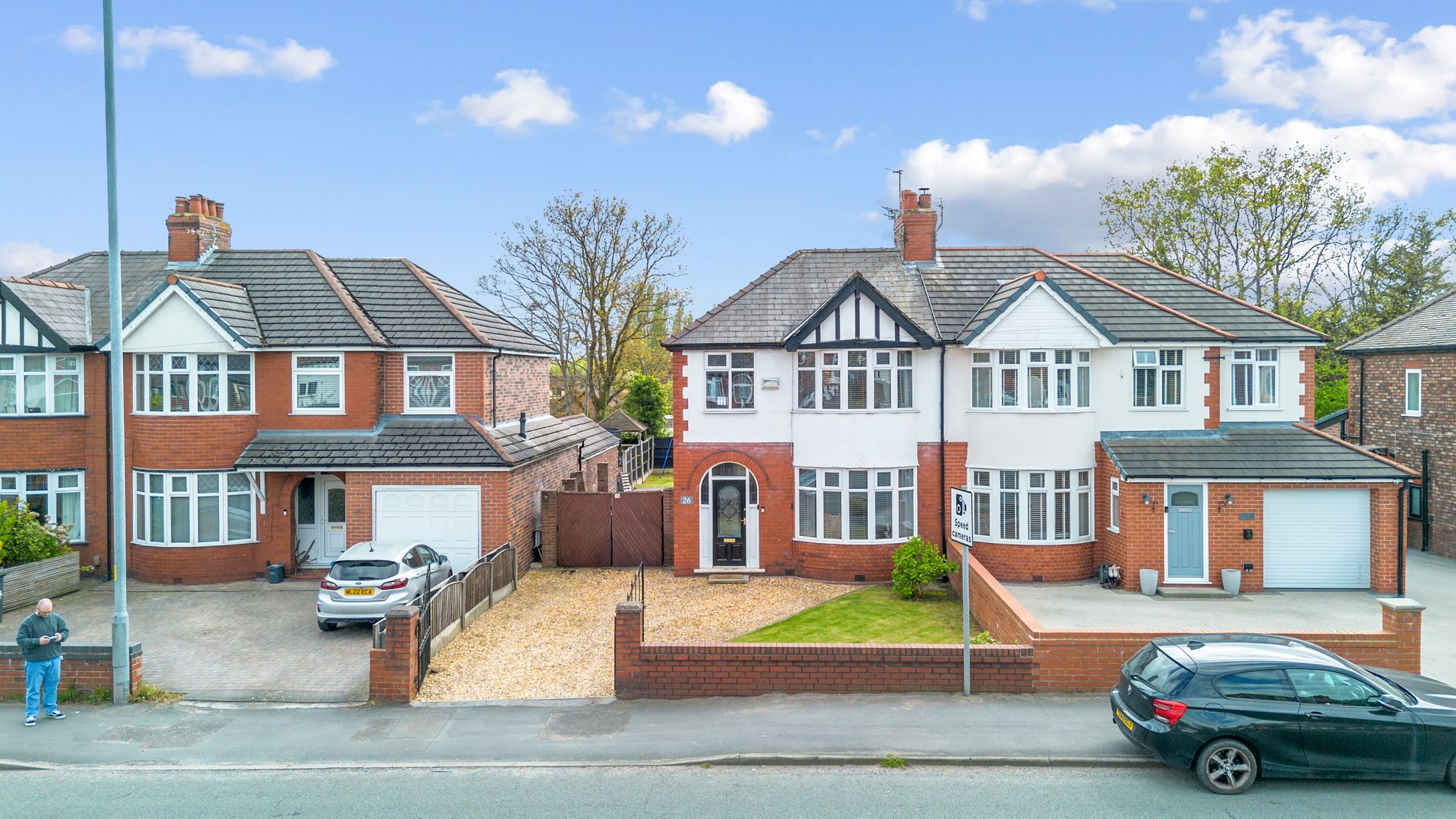 3 bedroom Semi-detached house For Sale