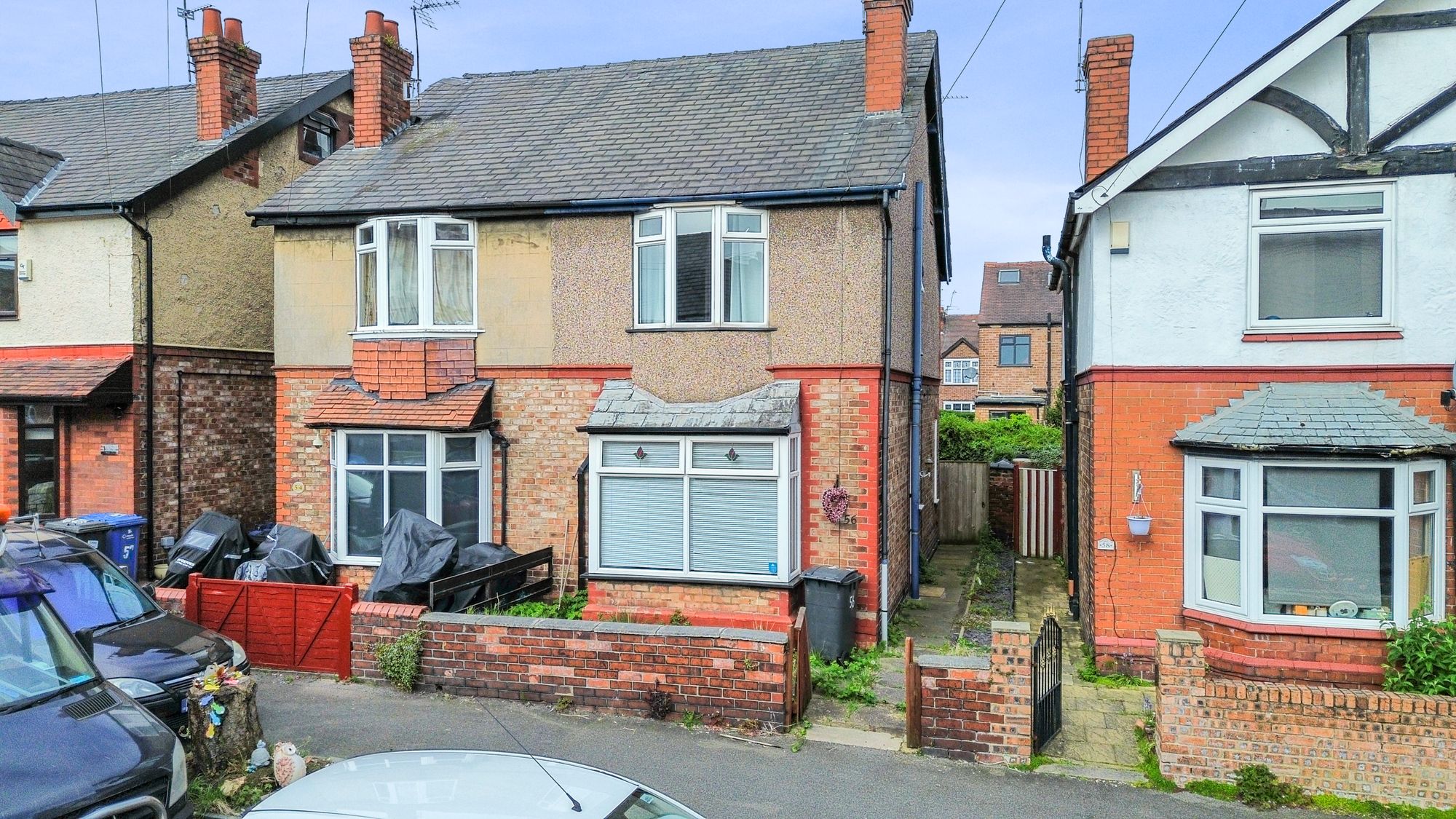 3 bedroom Semi-detached house For Sale