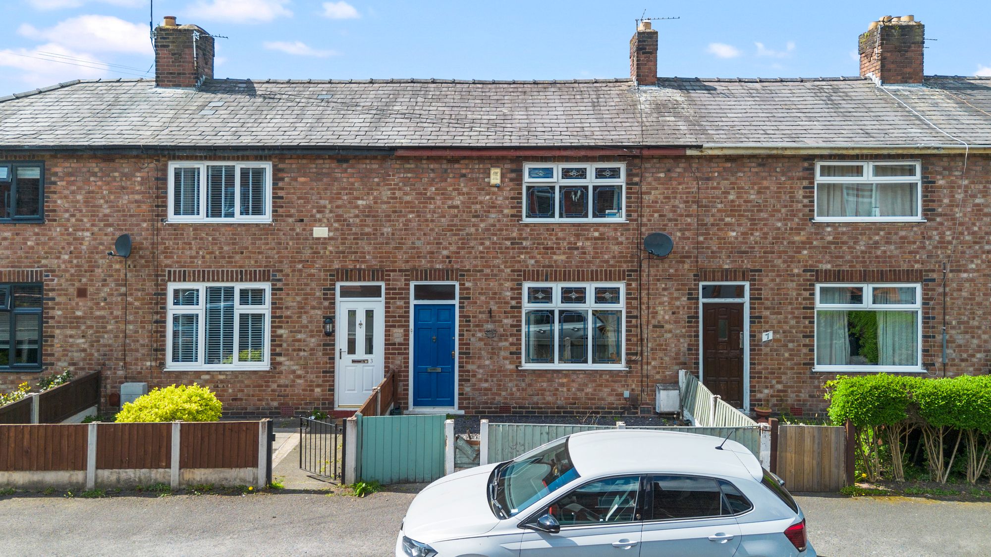 2 bedroom Terraced House Under Offer