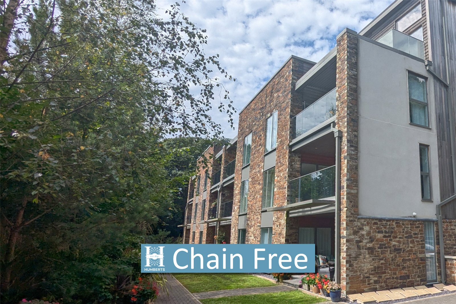 2 bedroom Flat share For Sale