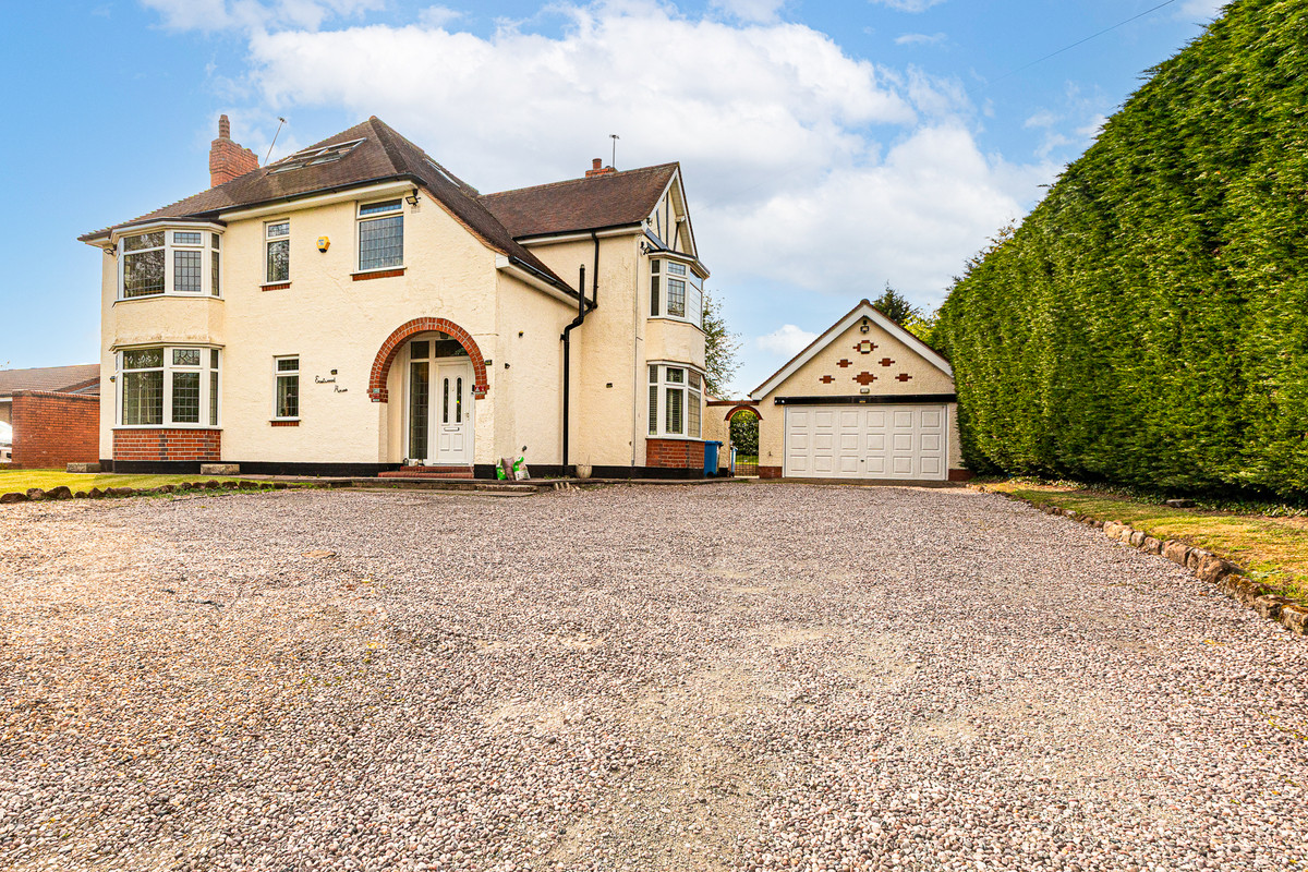6 bedroom Detached house For Sale