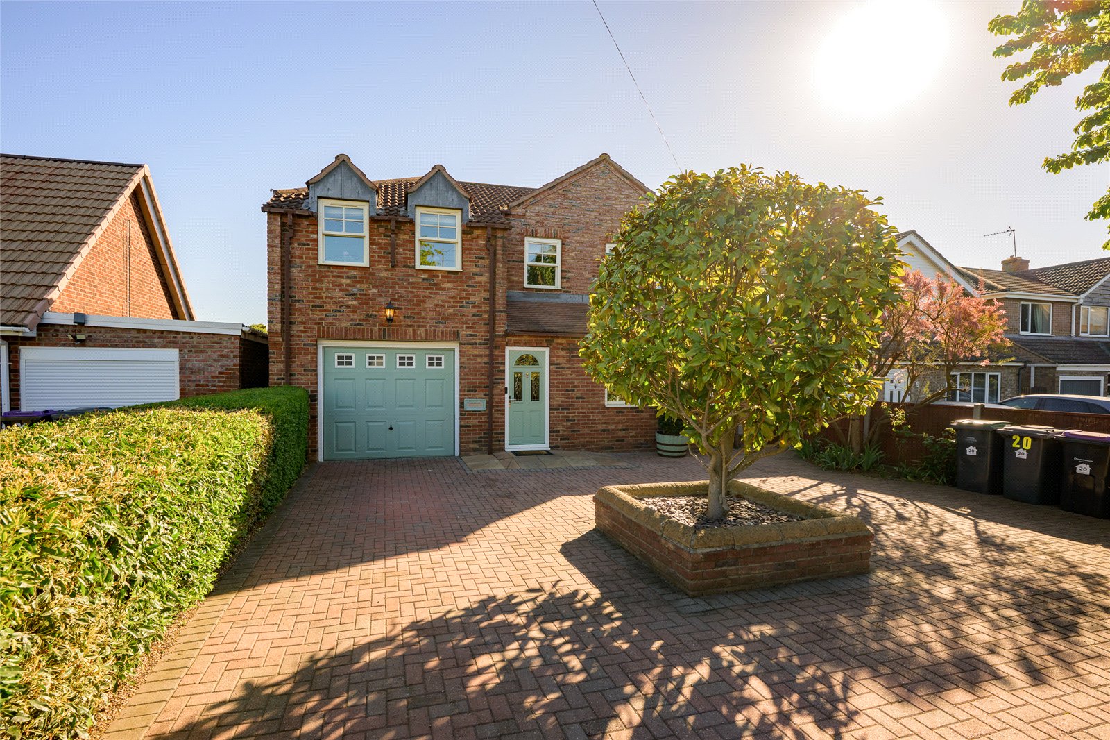 4 bedroom Detached house Under Offer