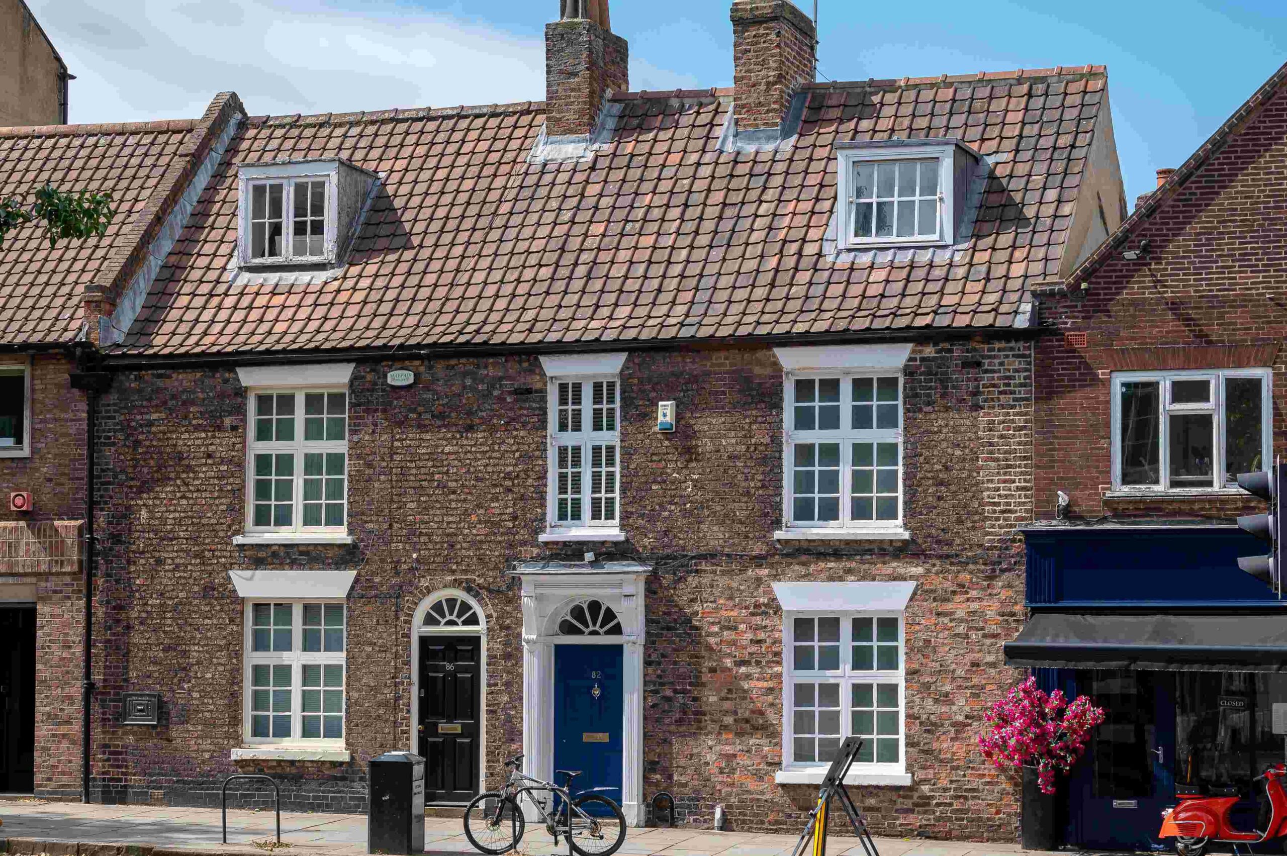 3 bedroom Terraced bungalow For Sale