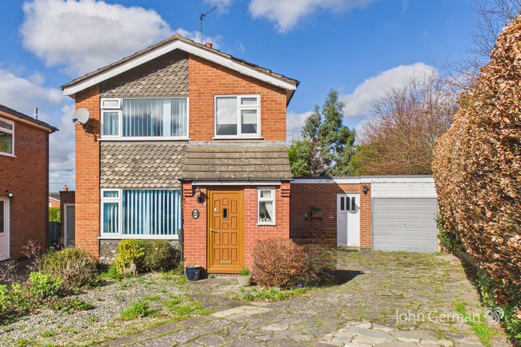 3 bedroom Detached house For Sale