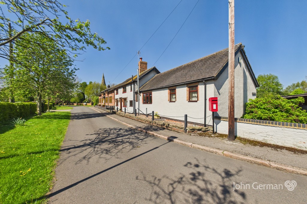 4 bedroom Property For Sale