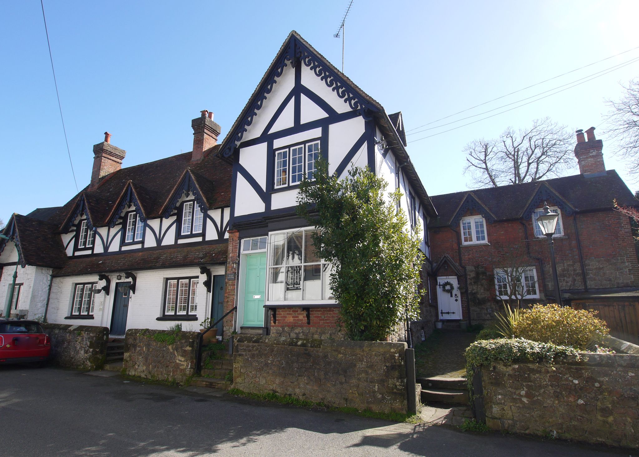 2 bedroom Cottage For Sale