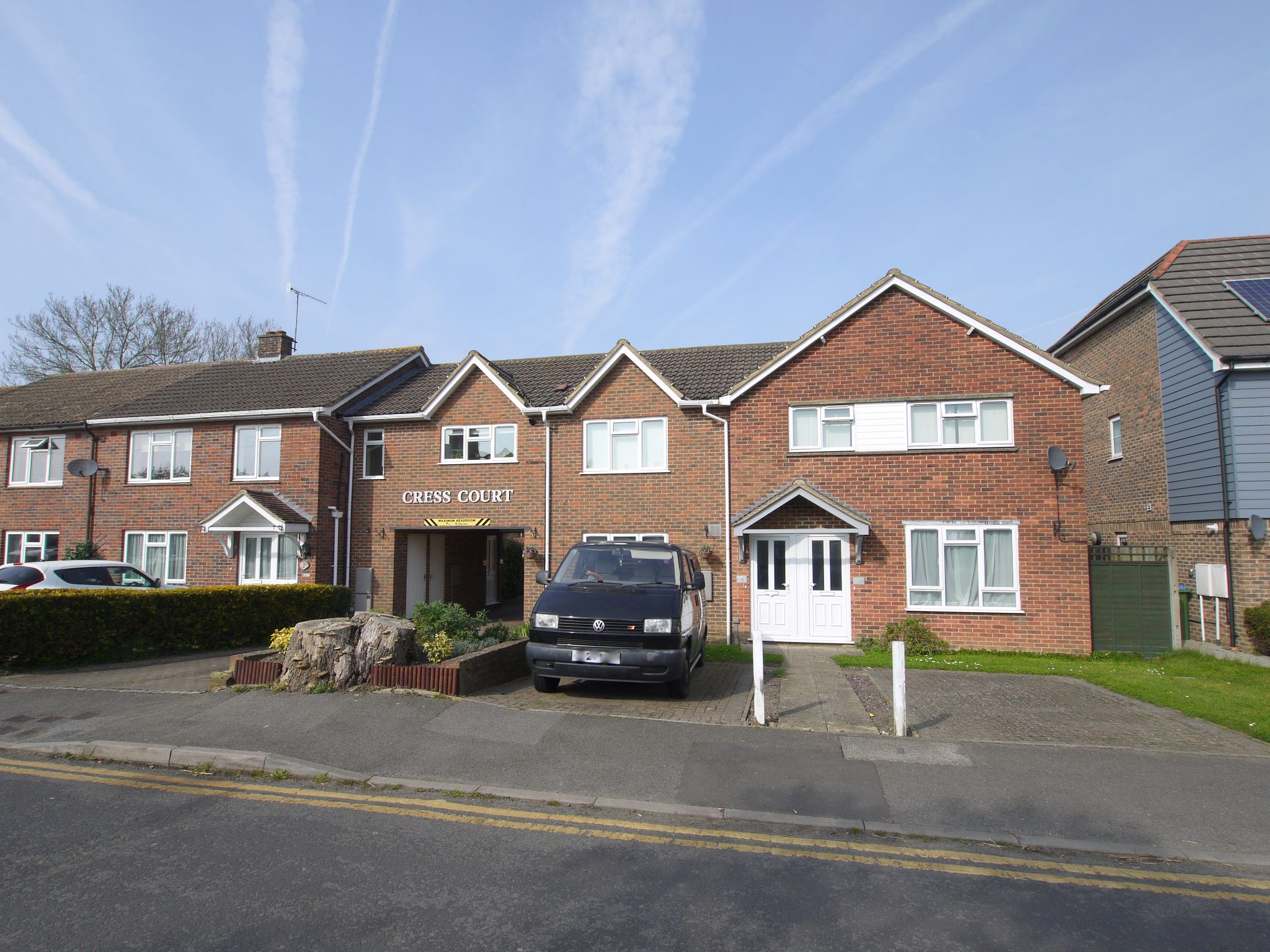 2 bedroom Apartment For Sale