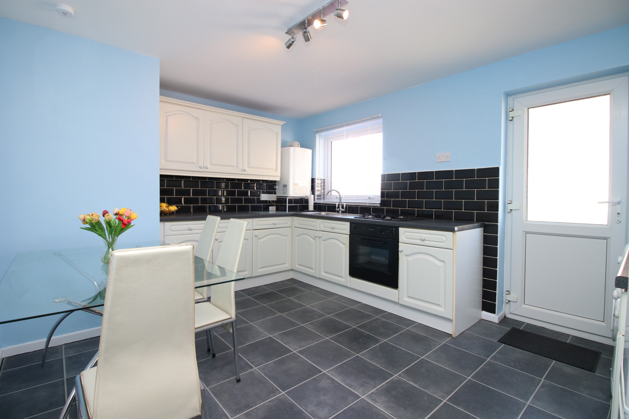 2 bedroom Detached bungalow Under Offer