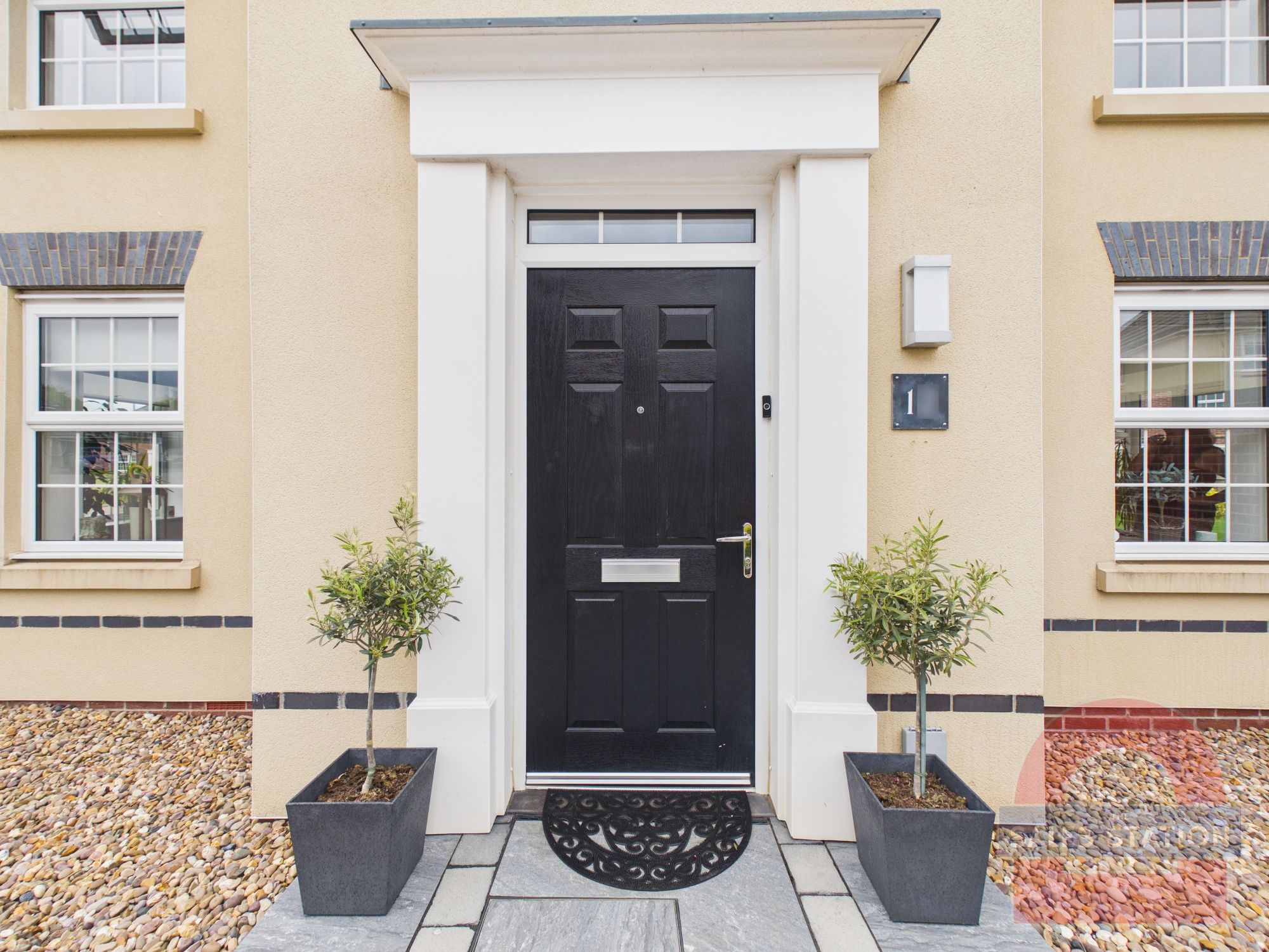 4 bedroom House (unspecified) Under Offer