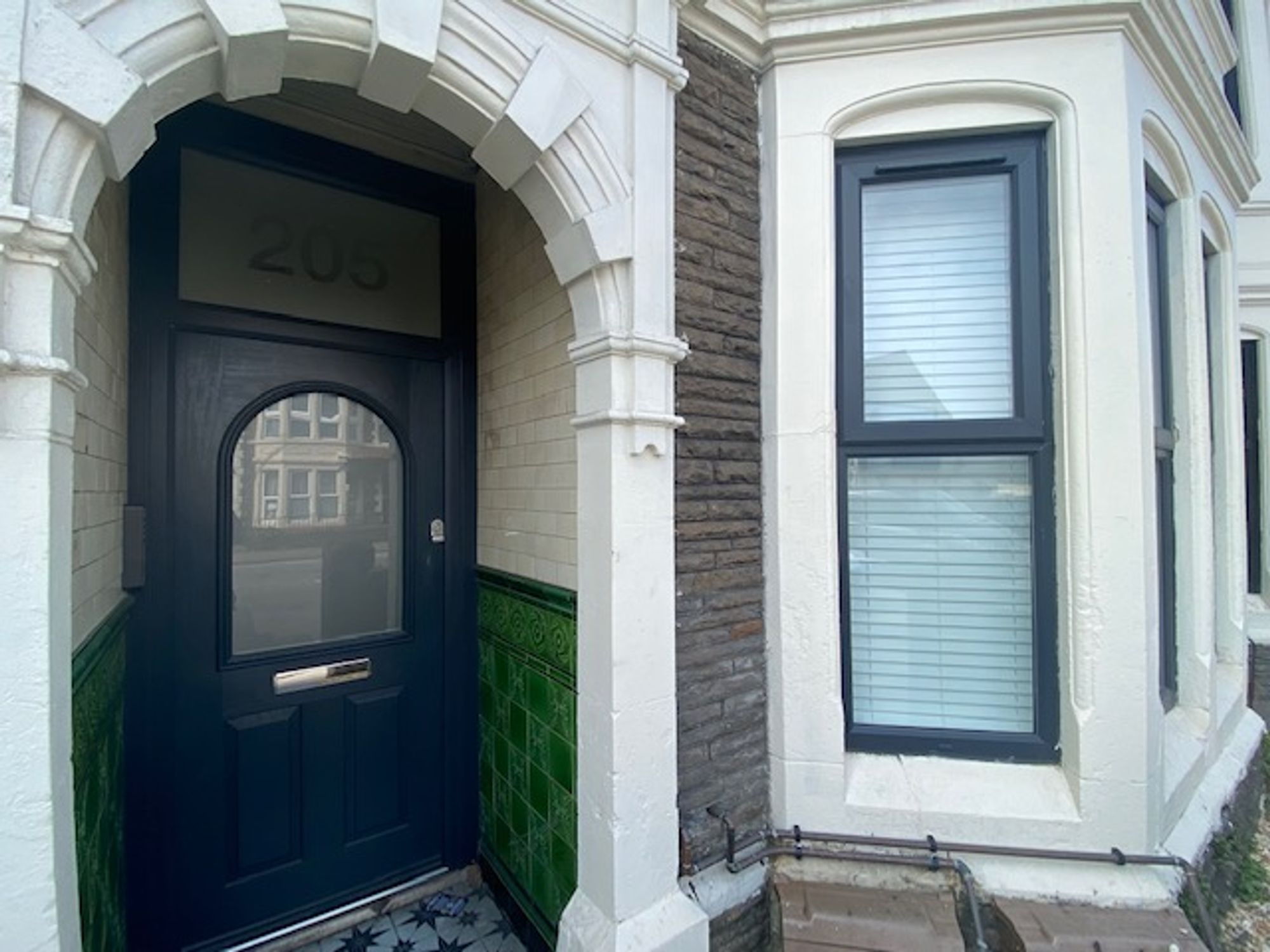 2 bedroom Apartment To Let