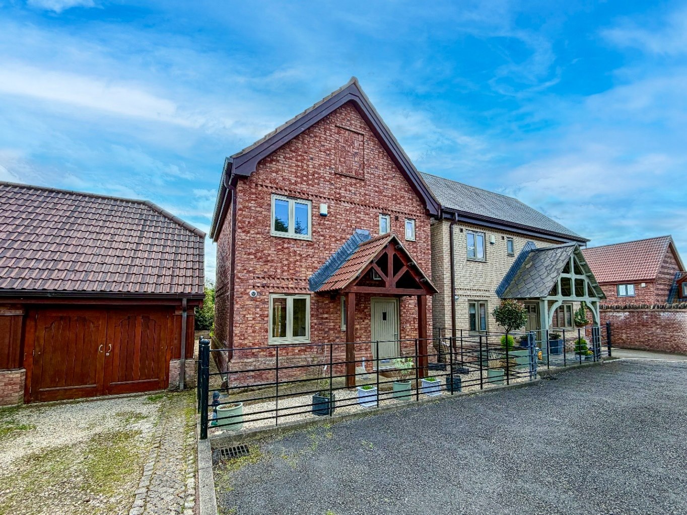 2 bedroom Detached house Let
