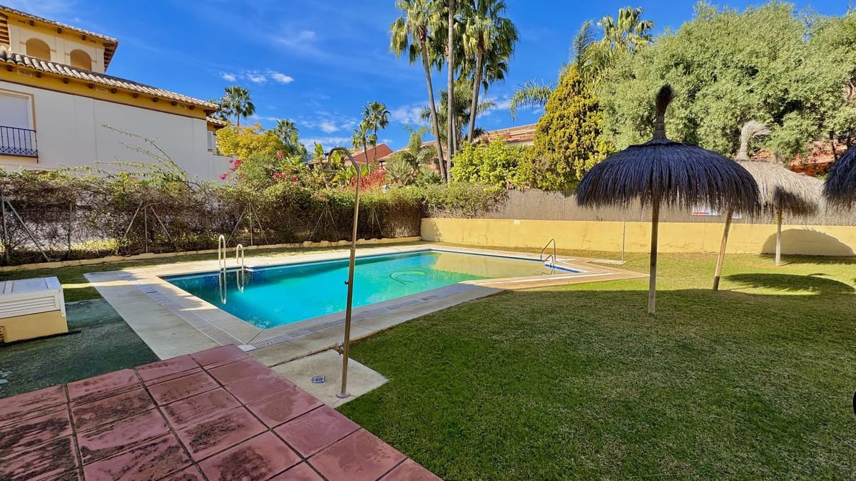 4 bedroom Villa For Sale