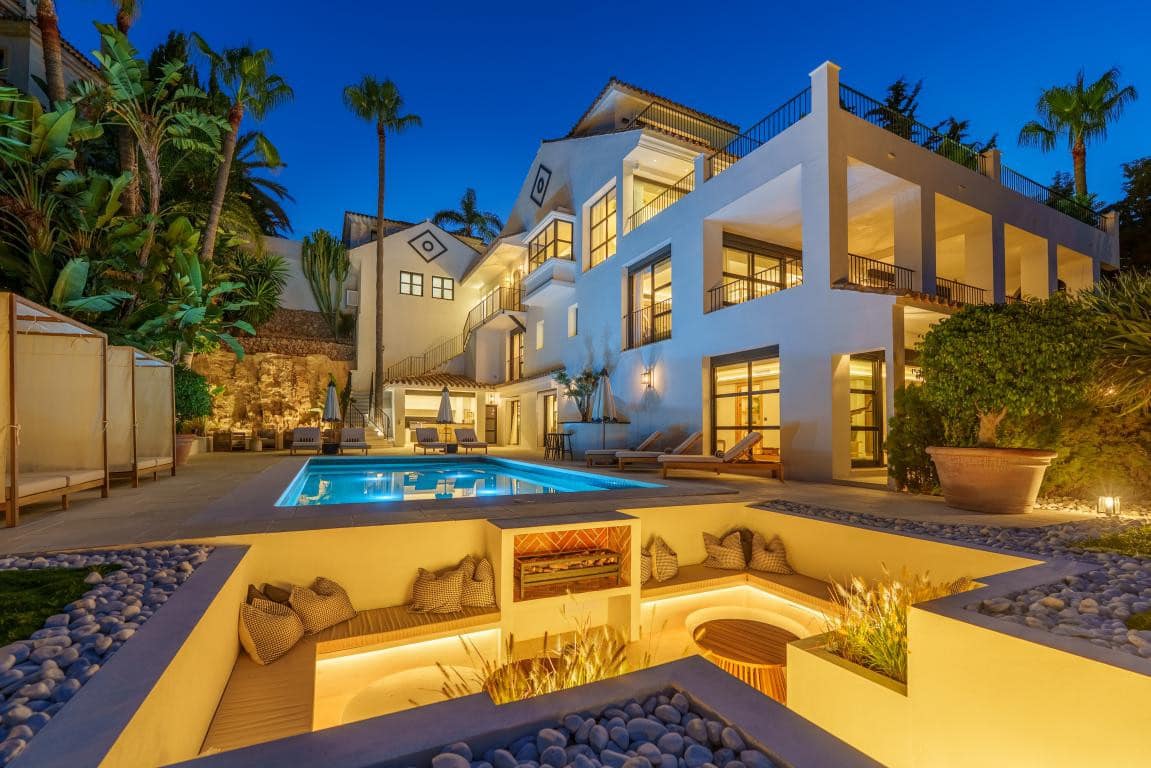 6 bedroom Villa For Sale