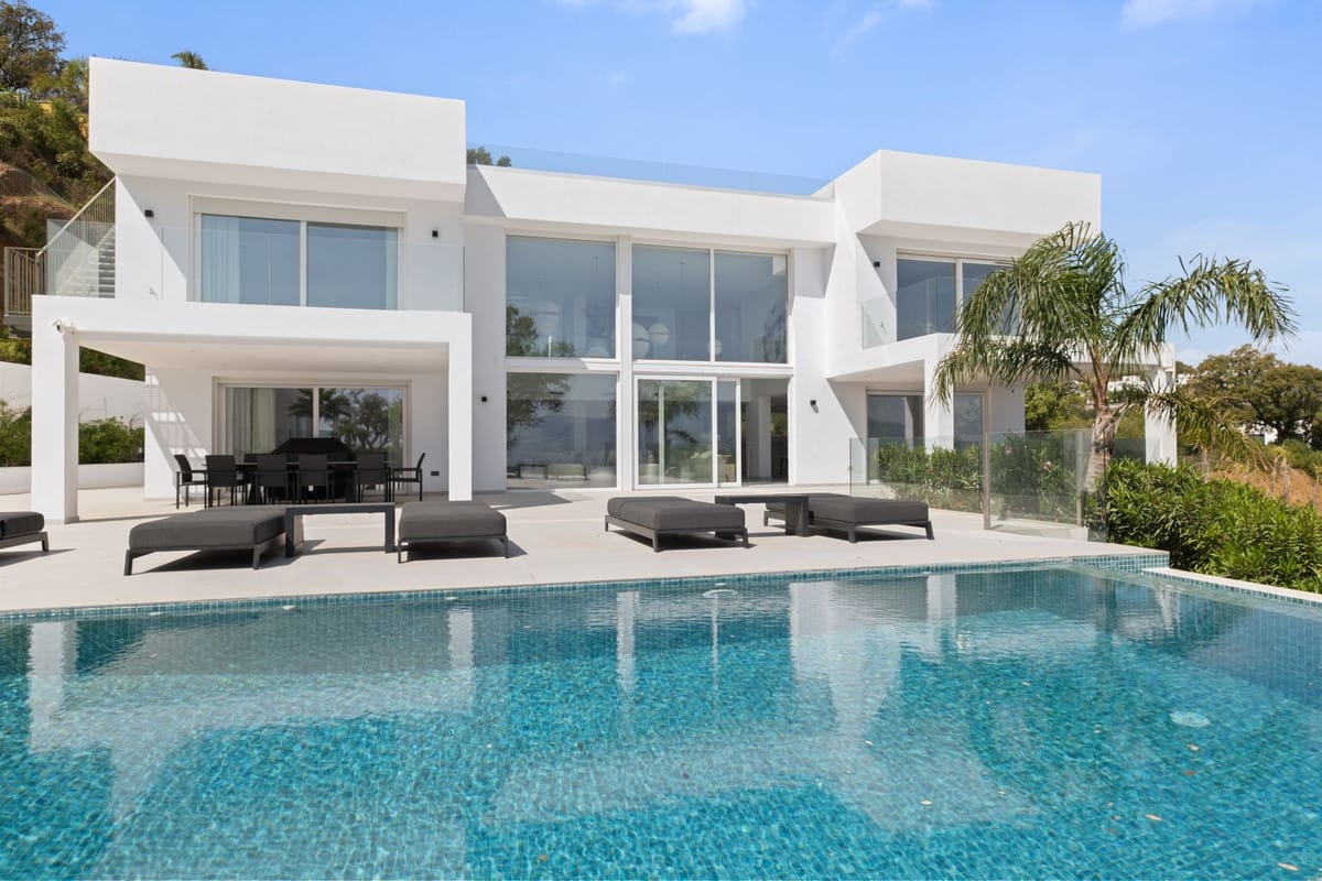 4 bedroom Villa For Sale