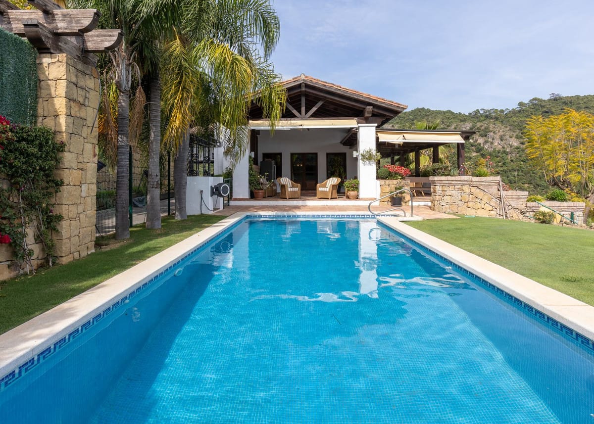4 bedroom Villa For Sale