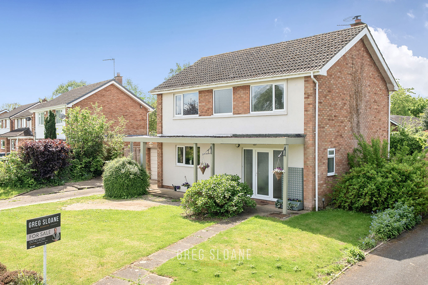 4 bedroom Detached house Under Offer