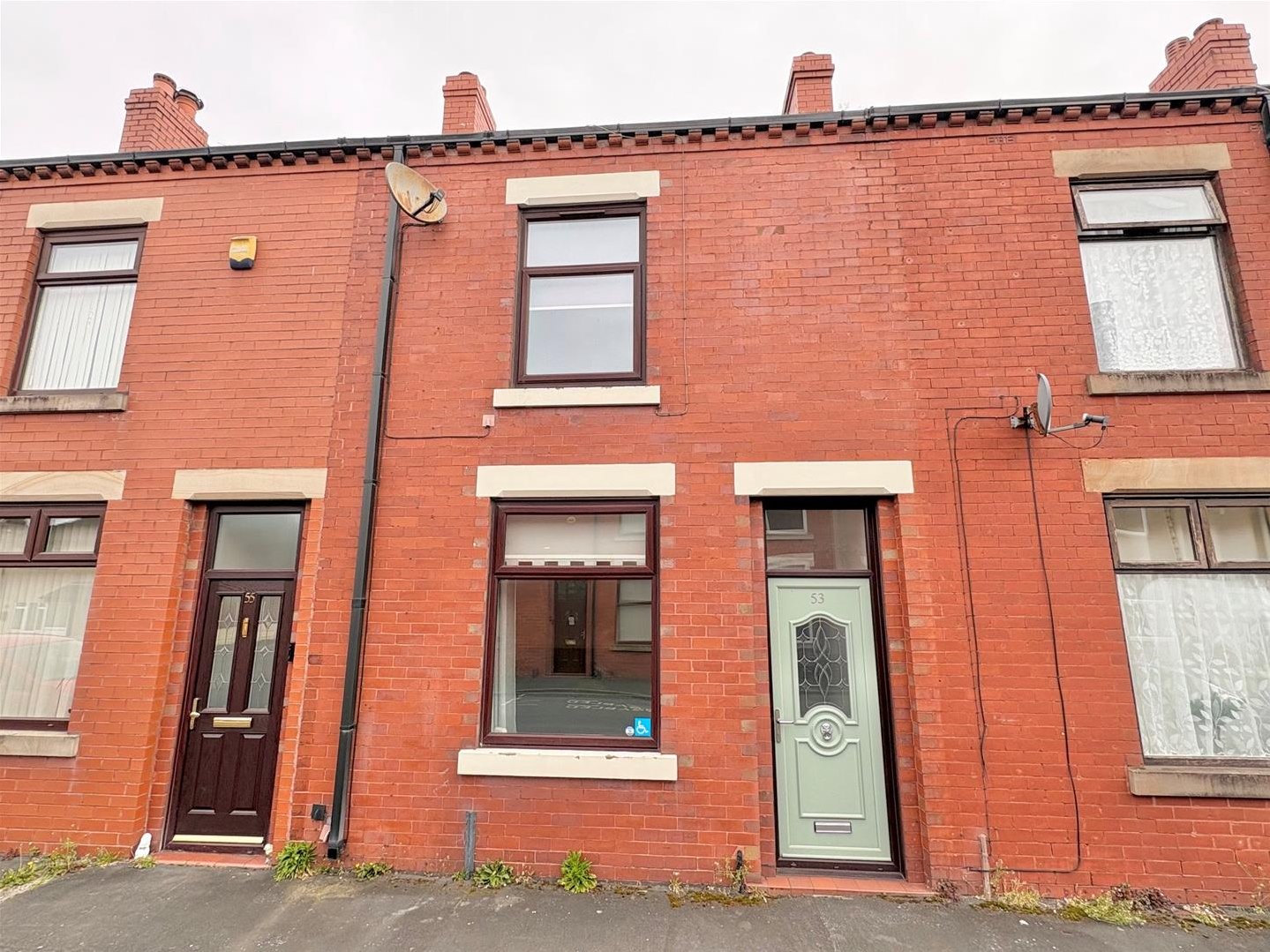 2 bedroom Terraced House Under Offer