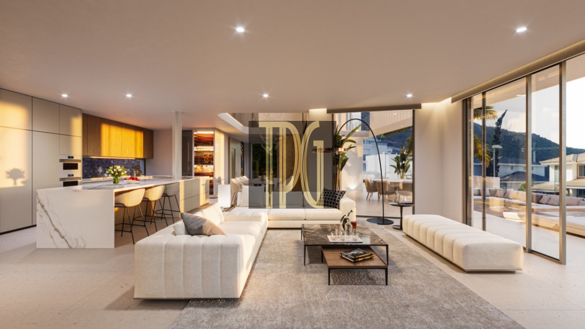 4 bedroom Villa For Sale