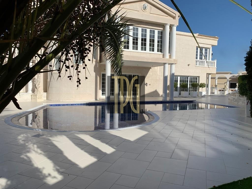 6 bedroom Villa For Sale