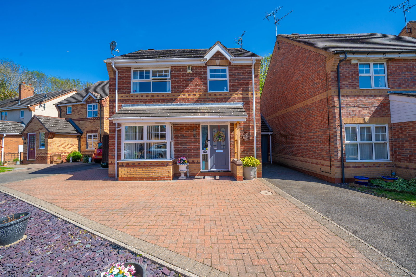 3 bedroom Detached house For Sale