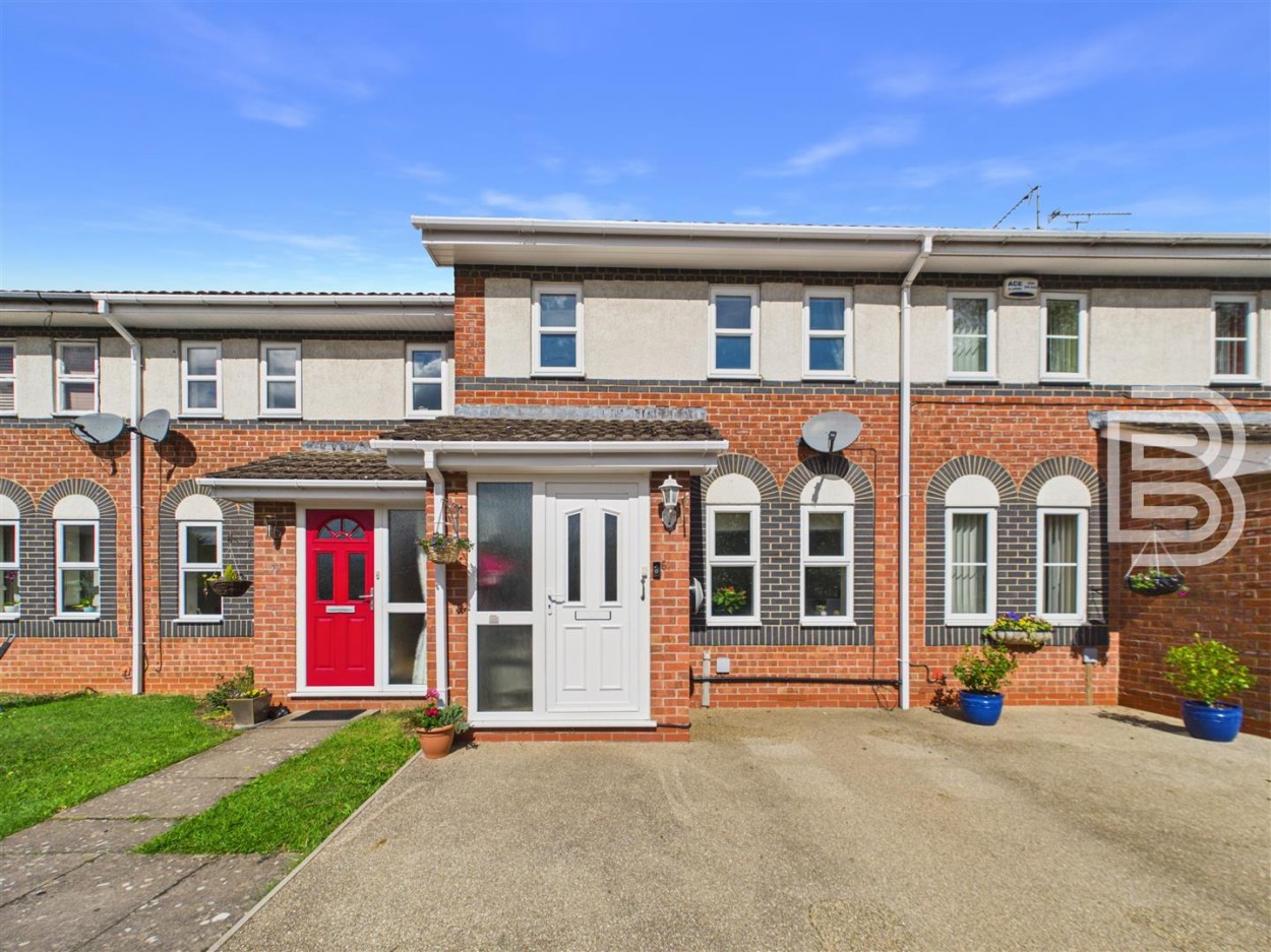 3 bedroom Terraced House Under Offer