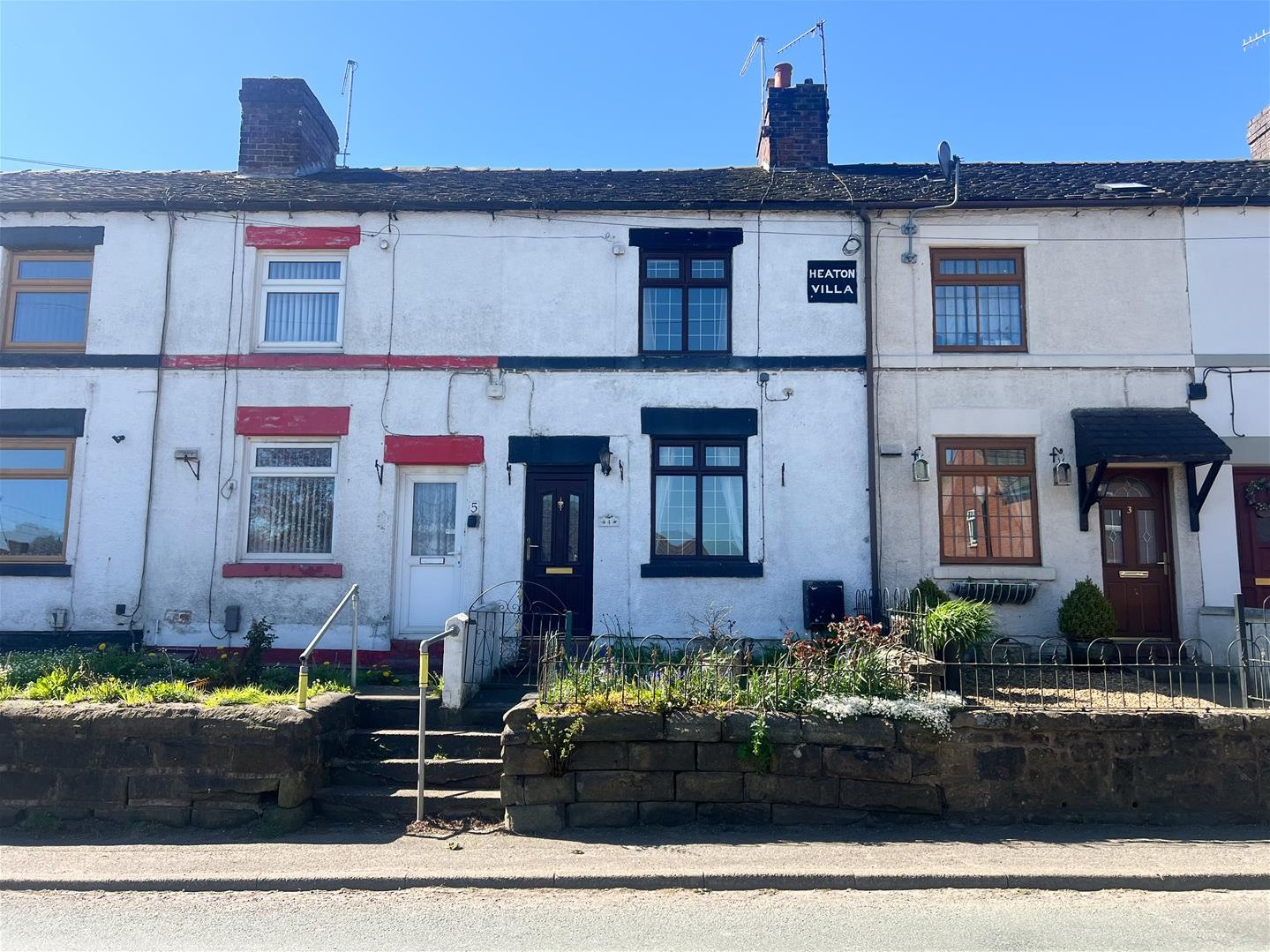 1 bedroom Terraced House Under Offer