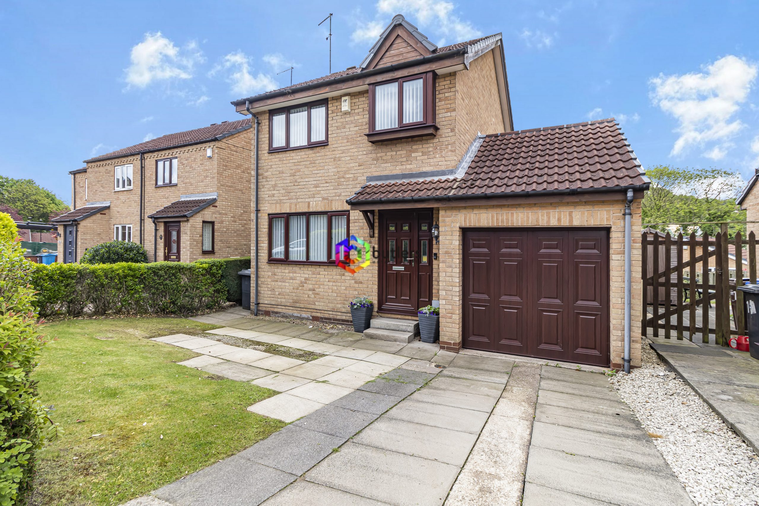 3 bedroom Detached house For Sale