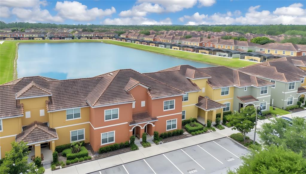 4 bedroom Town house For Sale