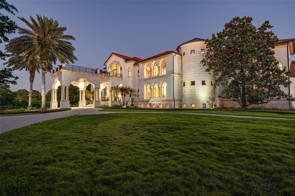 7 bedroom Detached house For Sale