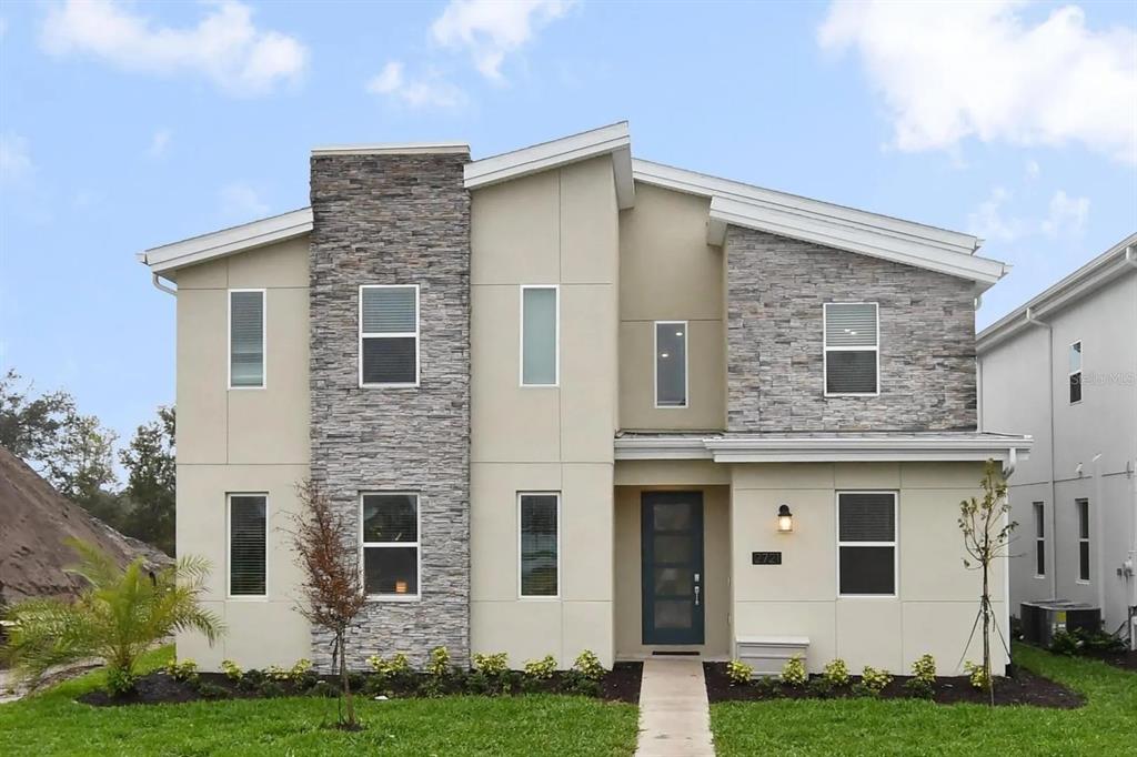 8 bedroom Detached house For Sale