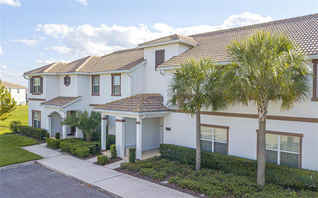 4 bedroom Town house For Sale