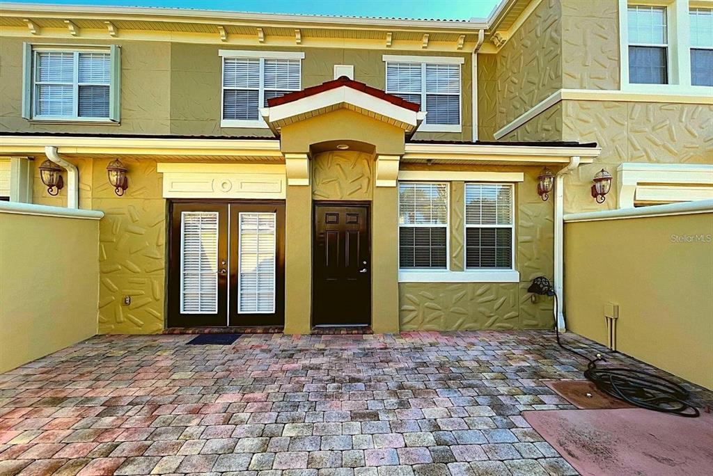 3 bedroom Town house For Sale