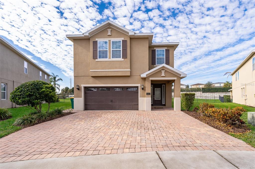 8 bedroom Detached house For Sale