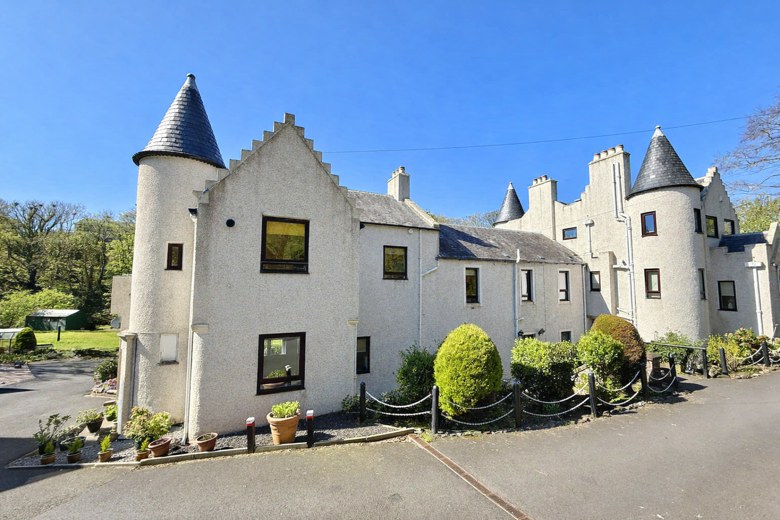 2 bedroom Flat Under Offer