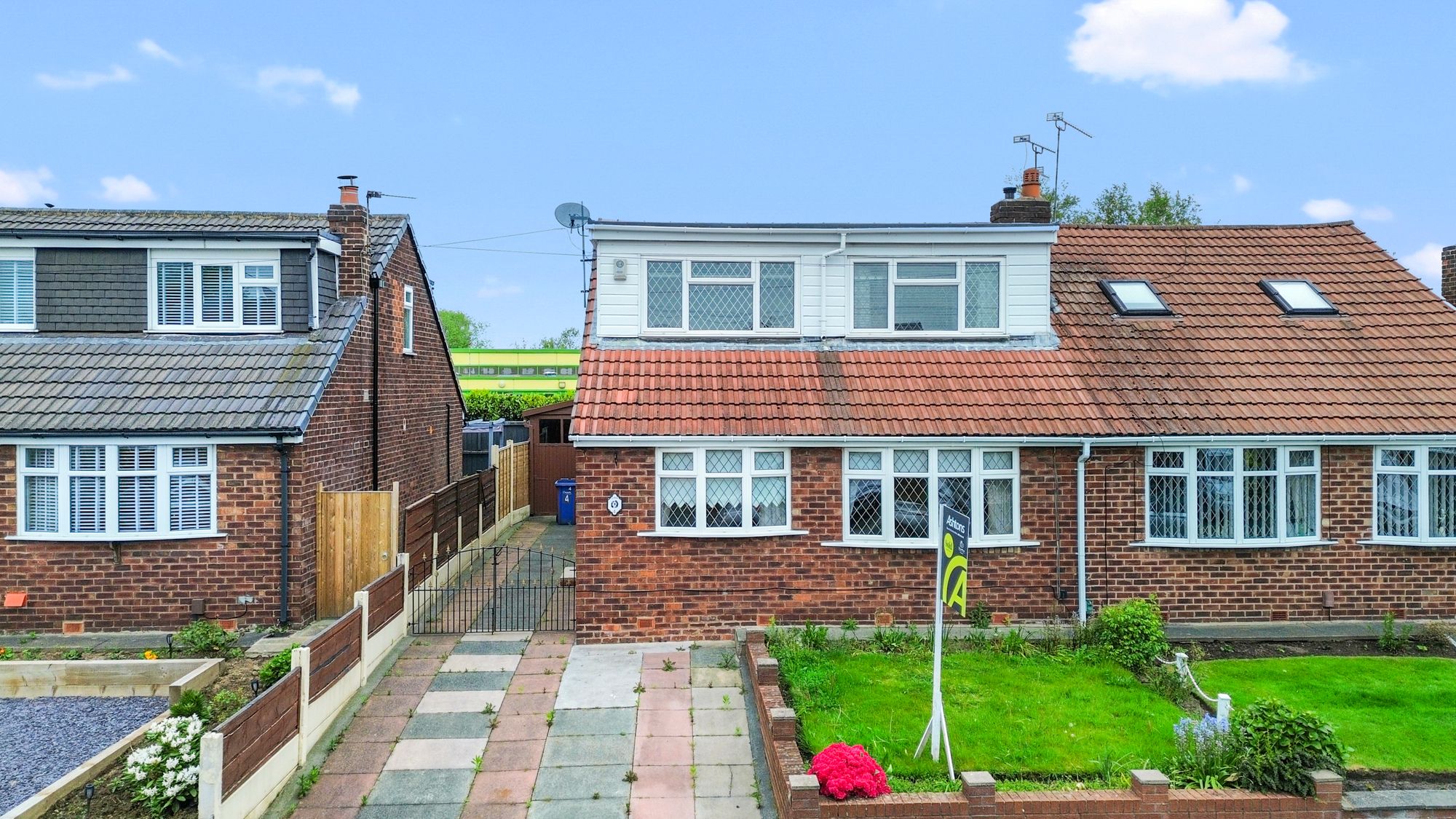 4 bedroom Detached bungalow Under Offer
