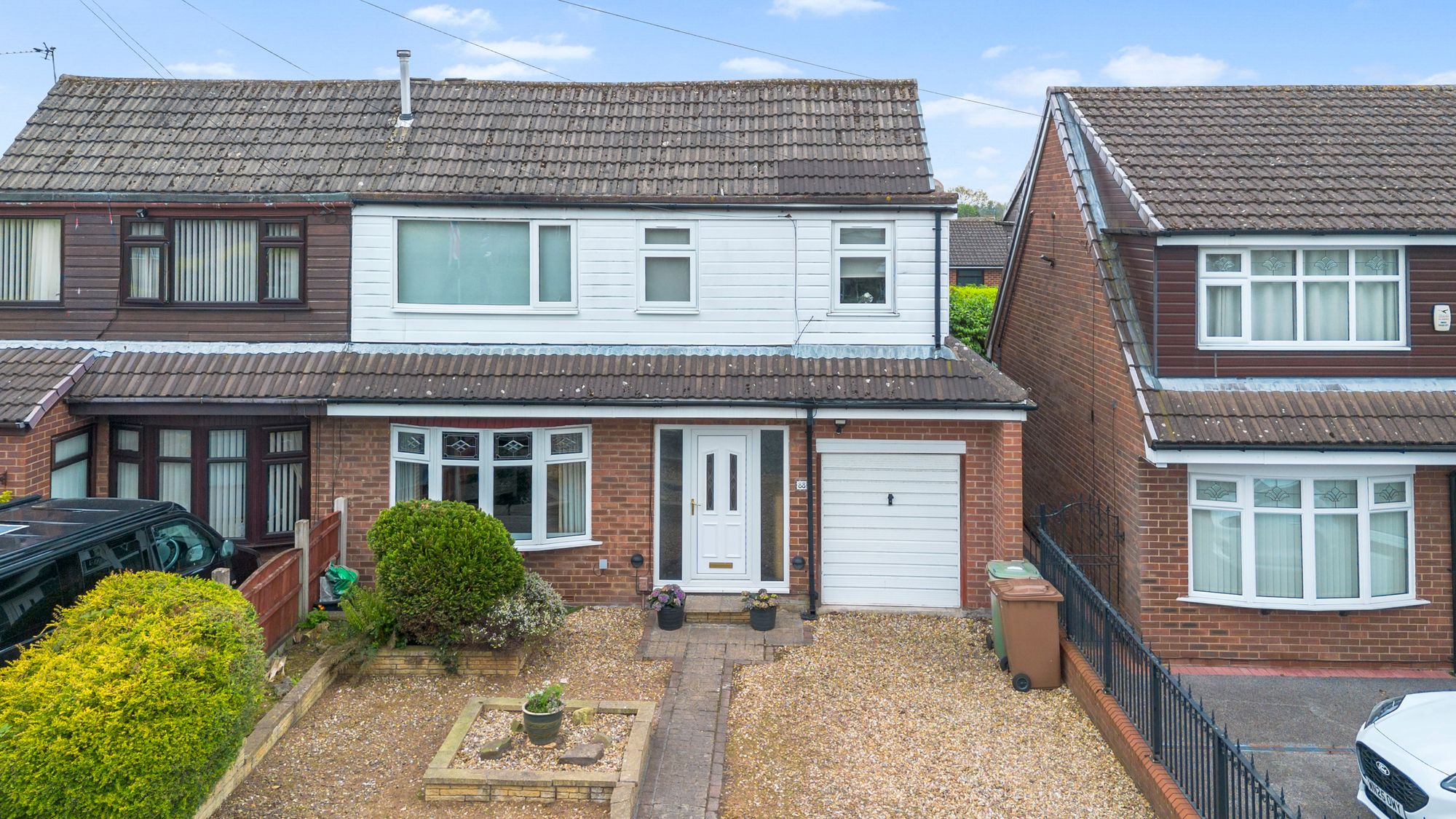 4 bedroom Semi-detached house For Sale