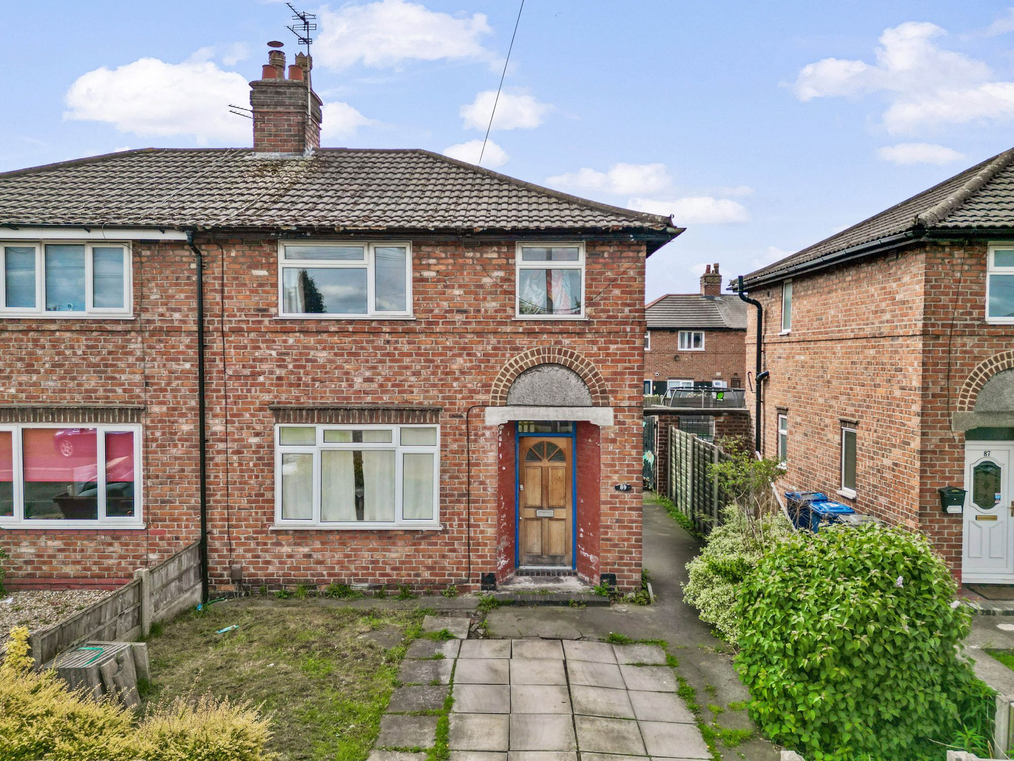 3 bedroom Semi-detached house For Sale