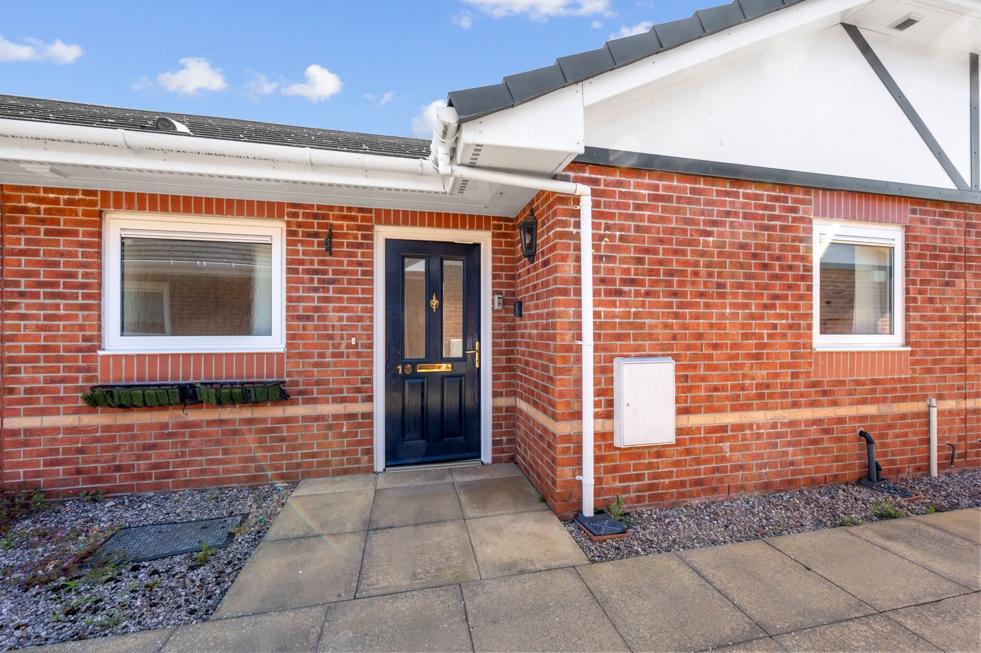 1 bedroom Terraced bungalow For Sale