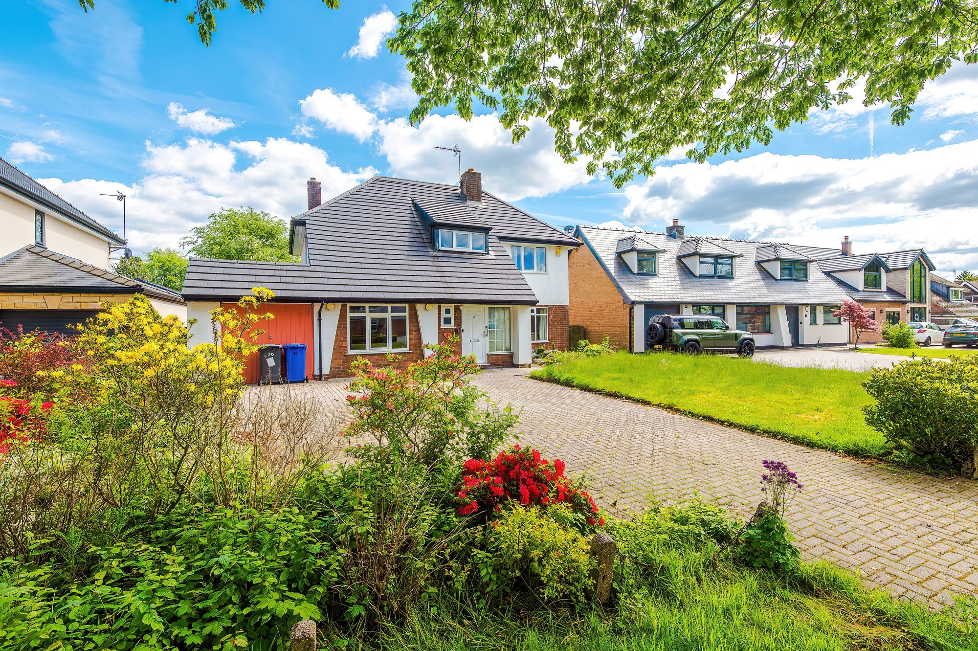 3 bedroom Detached house Under Offer