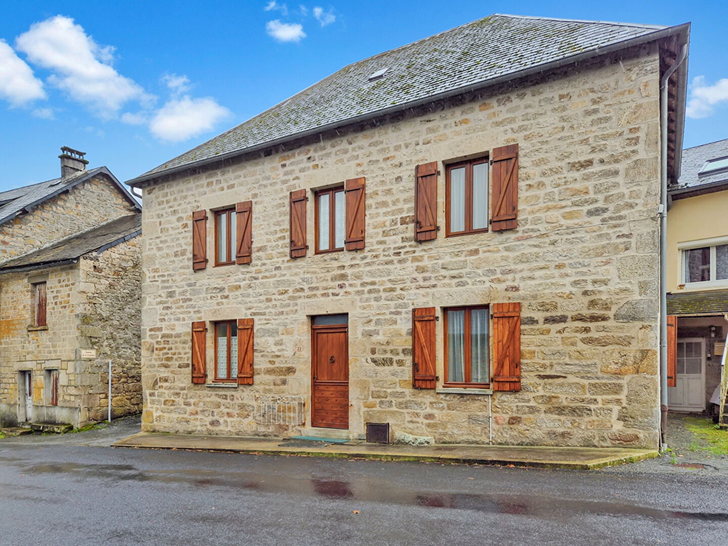 4 bedroom Barn For Sale
