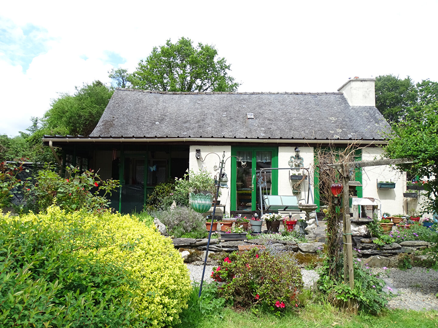 2 bedroom Detached house For Sale