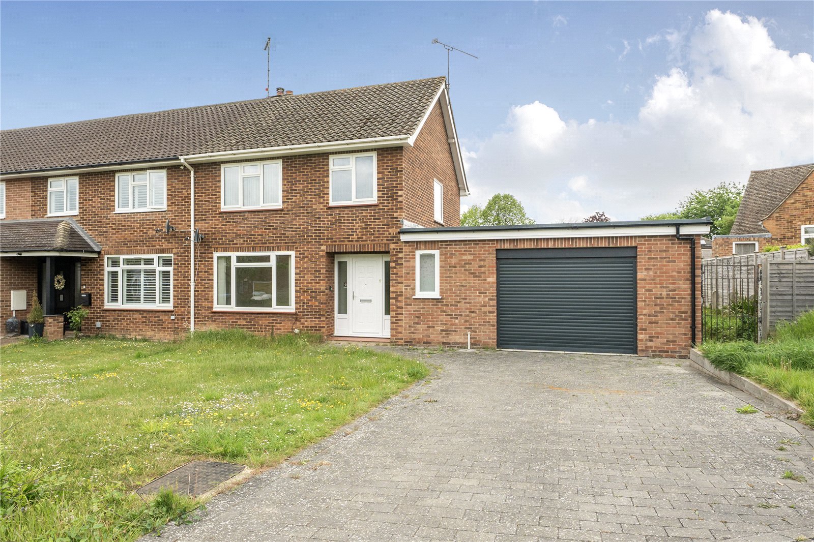 4 bedroom Semi-detached house For Sale