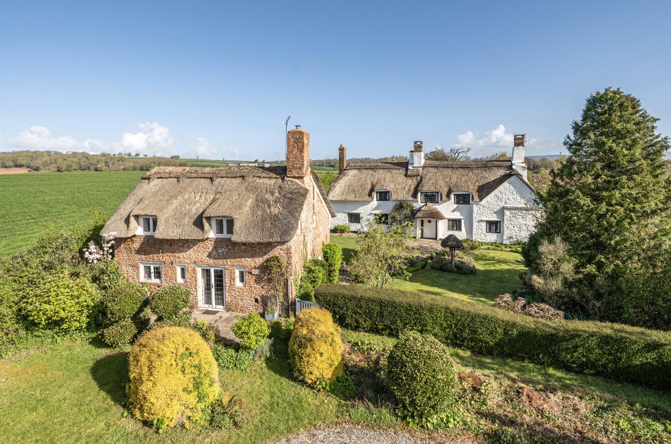 6 bedroom Detached house For Sale