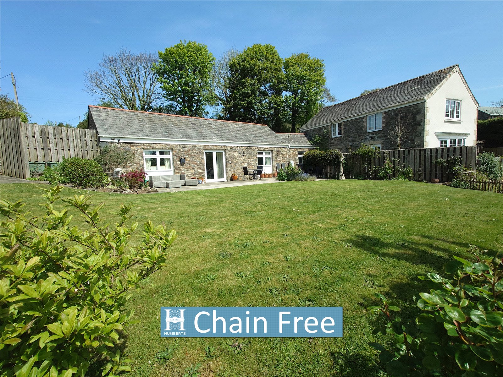 2 bedroom House (unspecified) For Sale