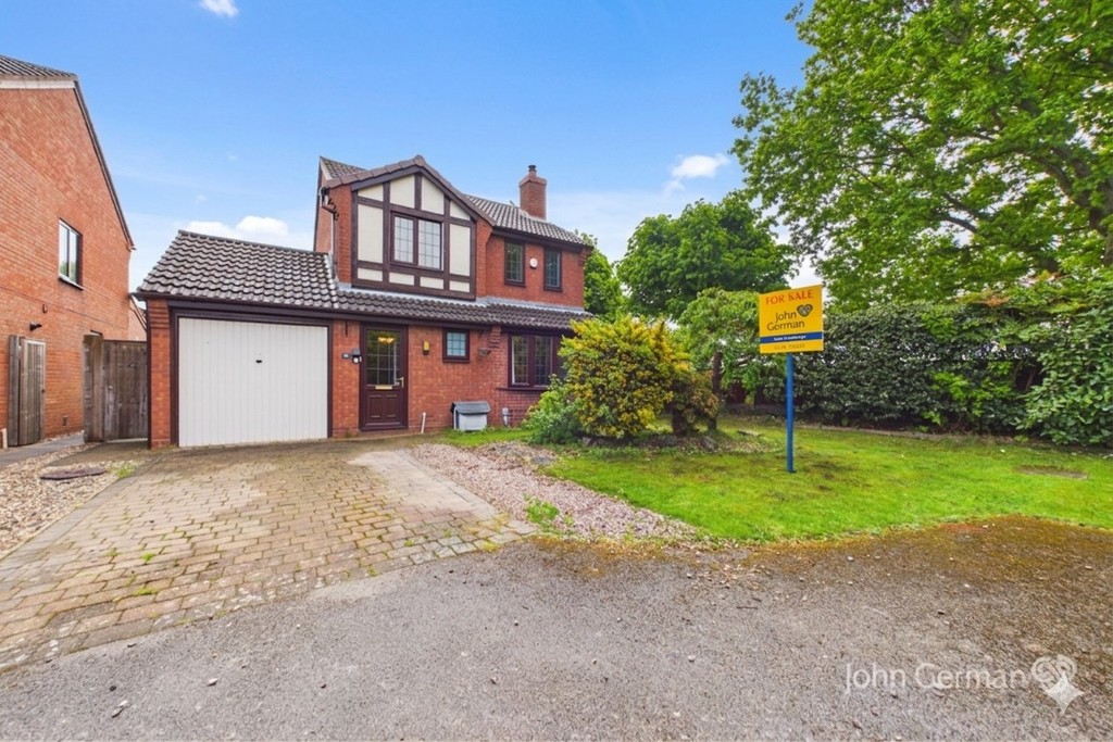3 bedroom Detached house For Sale