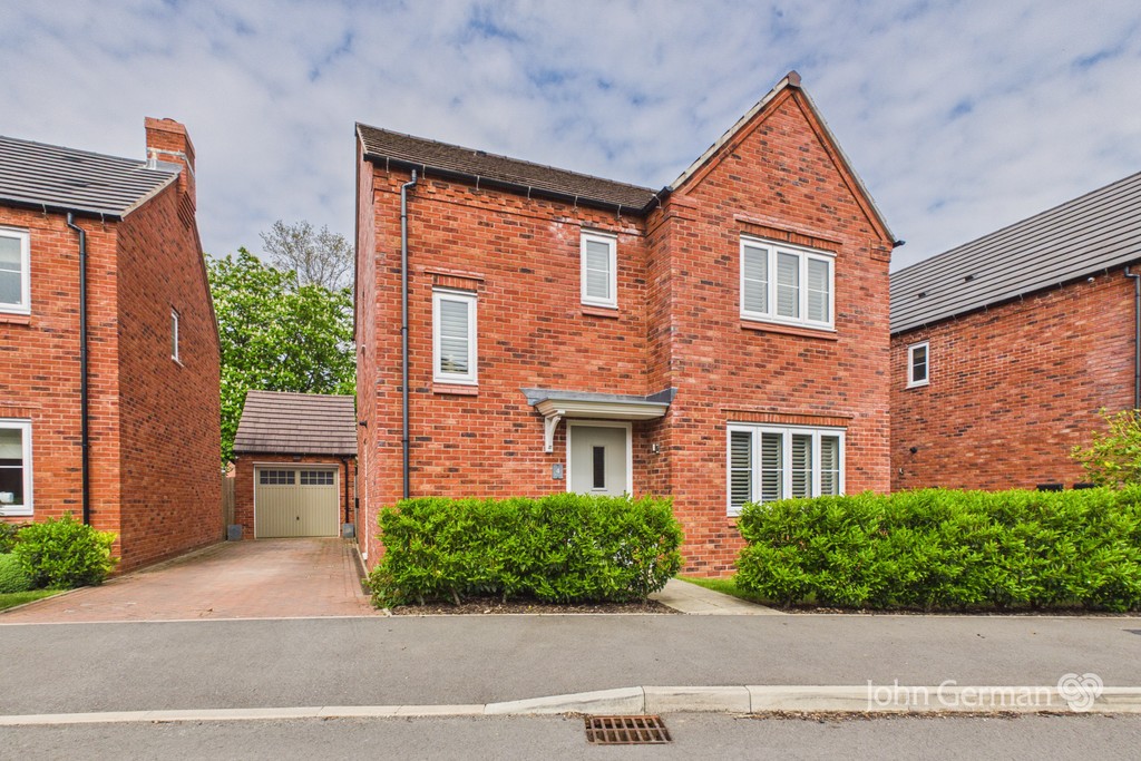 3 bedroom Detached house For Sale