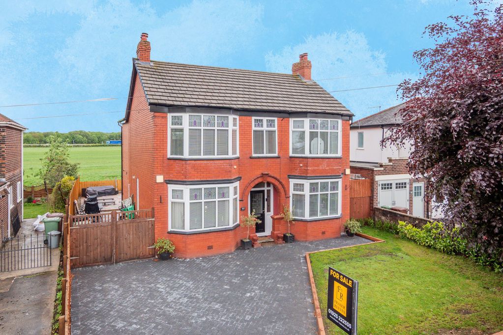 4 bedroom House (unspecified) For Sale