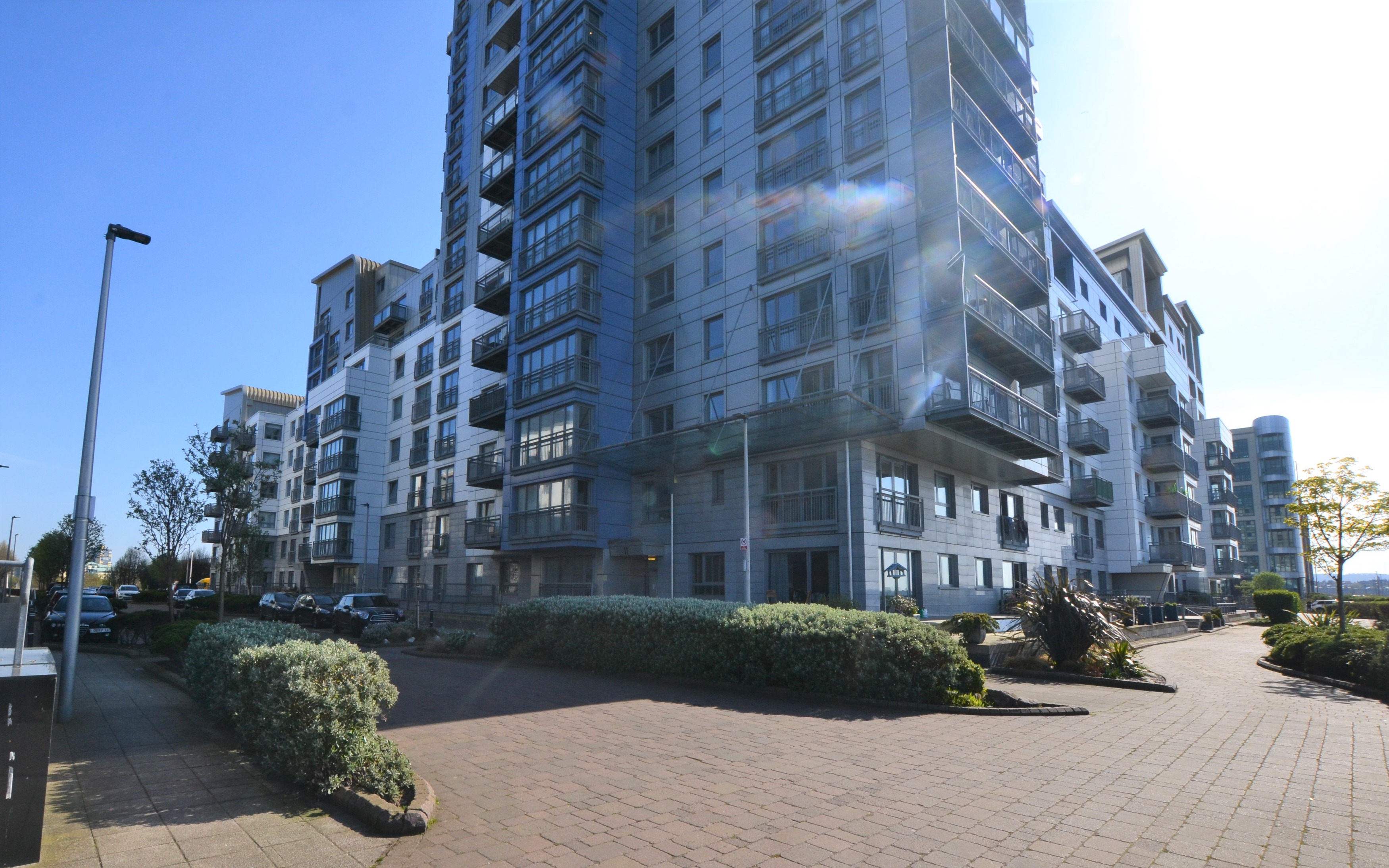 3 bedroom Flat To Let