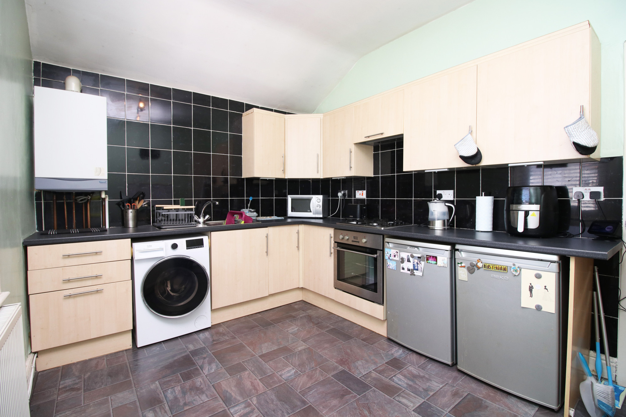 2 bedroom Block of Apartments Under Offer