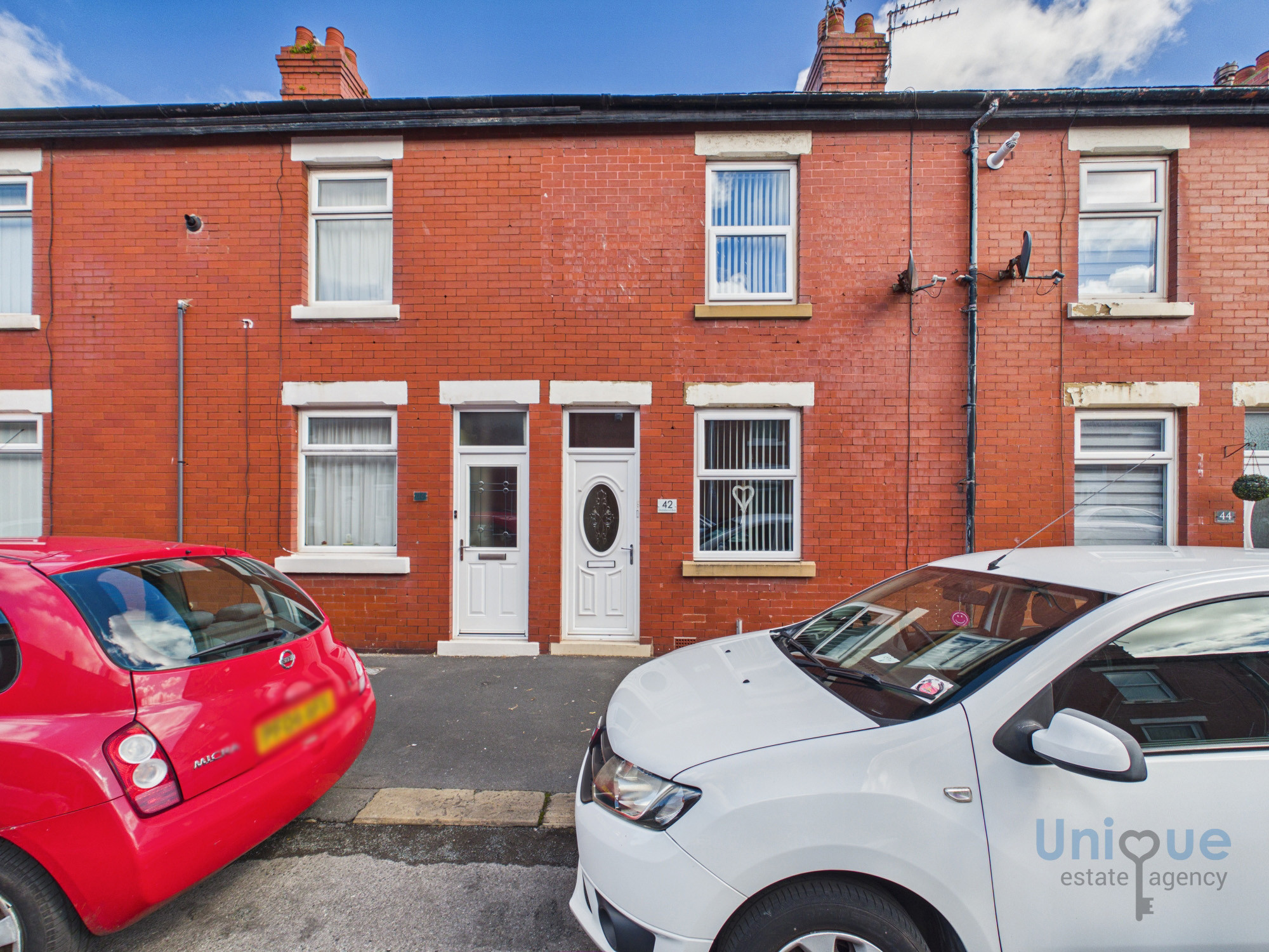 2 bedroom Terraced House Under Offer